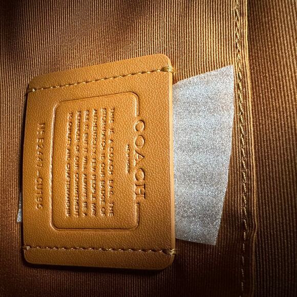 COACH  CU195 Axel Crossbody Bag In Colorblock - Picture 3 of 12